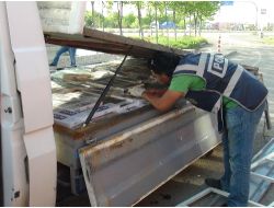 Özel Bölmeden Kaçak Sigara Yakalandı