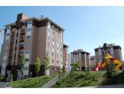 Toki Binalarıyla Çinçin’de Asayiş Düzeldi