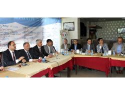 Diyarbakır’da Ortak Vicdanın Sesi: Provokasyonlara Rağmen Süreç Devam Etmeli