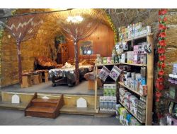 Azerbaycan'daki Bitkisel Eczane Şifa Dağıtıyor (Özel)