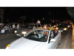 Galatasaray Taraftarları Midyat’ta Sokağa Döküldü