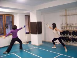 Kadıköy'de Eskrim Atölyeleri Düzenlenmeye Başlandı