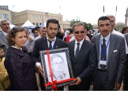 Suriyelilerin Sergisine Büyük İlgi