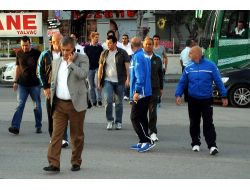 Bursaspor Tam Kadro Yazıcı'nın Tedavi Gördüğü Hastaneye Geldi