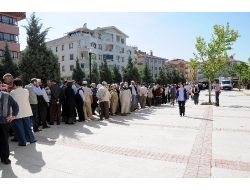 Dede Ve Nineler Eşofman Kuyruğuna Girdi