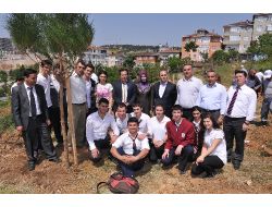Başkan, Lise Öğrencileriyle Birlikte Fidan Dikti