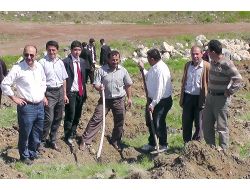 Elmadağ'da Fidanlar Toprakla Buluştu