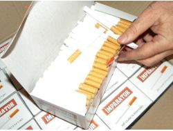 Bir Tır Dolusu Makaron Ele Geçirildi