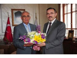 Vakıflar Bölge Müdürü Aktaş, Belediye Başkanı Yılmaz’ı Ziyaret Etti