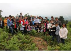 Mektup Arkadaşı Yaptıkları Öğrencileri Fidan Dikiminde Biraraya Getirdiler