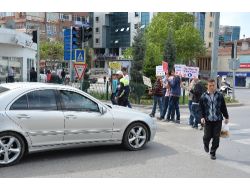 Niğde'de Öğrenciler Yayaların Önceliği Sürücülere Anlattı