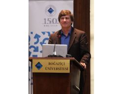 Ünlü Astro-fizikçi Flippenko: Kâinatın Yüzde 95’i Hâlâ Büyük Bir Gizem