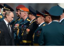 Rusya Zafer Bayramı’nı Kutluyor, Nükleer Füzeler Kızıl Meydan’da