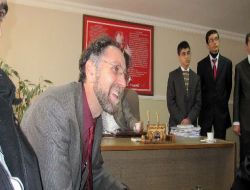 Amerika'nın Ankara Büyükelçiliği Eğitim Ateşesi Dicker Batman'da