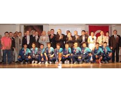 Emekder 1. Onur Ödülleri Törenle Verildi