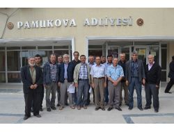 Pamukova'da Çiftçiler, Dolandırıldıkları Gerekçesiyle Suç Duyurusunda Bulundu