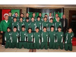 Toçoğlu’dan Genç Sporculara: Sırtınızdan Geçinmek İsteyenlere Prim Vermeyin