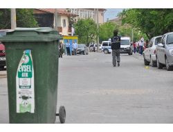 'Polisim' Diyerek Para İstediler Polis Baskınıyla Yakayı Ele Verdiler