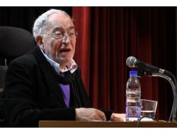 Hilmi Yavuz: Cumhuriyet, Osmanlı’yı Düpedüz Taklit Etti