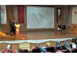 47 Yıl Sonra Sokak Tabelası Okuyabildiği İçin Sevindi