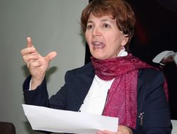 Kadın Müdür: Destek Olmazsanız Küser Giderim