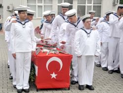 Engellilerin Gölcük Donanma Komutanlığı'nda Bir Günlük Askerlik Heyecanı