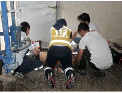 Tavuk Yıkama Kazanına Düşen İşçi Ağır Yaralandı