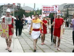 Tokat Sokaklarından 'Sezar' Geçti