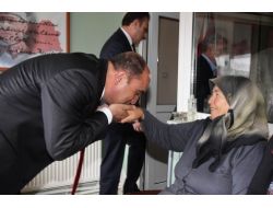 Ak Parti'den Şehit Aileleri Derneği'ne Ziyaret