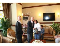 Engelli Çocuklardan Vali Yenigün’e Ziyaret