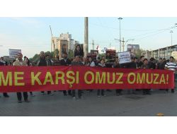 Taksim'de Dağılmayan Gruba Polis Müdahale Etti