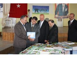 Banaz'da Kitap Şenliği Başladı