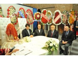 Nikah Şahitliği Yapan Bakan Avcı'dan Çifte İlginç Hitap: Siz Benim Müşterimsiniz