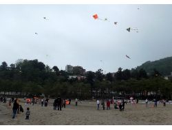 Minik Öğrenciler Uçurtma Şenliğinde Buluştular