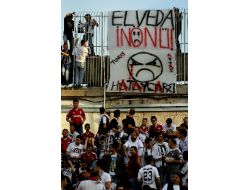 VEDA MAÇINDA İNÖNÜ STADI TAMAMEN DOLDU