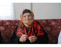 Anneler Gününden Önce Doğdu