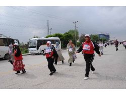 Dedeler Ve Nineler Kaplıca Tatili İçin Koştu