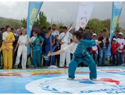 Tatvan’da Sporu Tanıtma Ve Sevdirme Etkinlikleri Düzenlendi