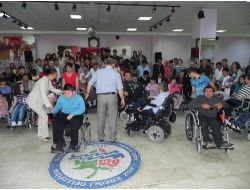 Engellilere 15’i Akülü 65 Sandalye Dağıtıldı