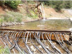 Köylülerin İlginç Sulama Yöntemi