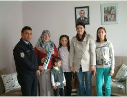 Emniyetten, Şehit Eşi Ve Annelerine 'Anneler Günü' Kutlaması