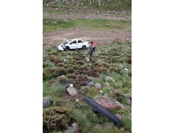 200 Metrelik Uçuruma Yuvarlandı, Yaralı Kurtuldu