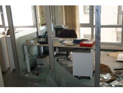 Göztepe Maçından Sonra Taraftarlar Kulüp Binasını Talan Etti