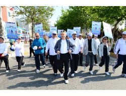 Belediyeden, Obeziteye Dikkat Çekmek İçin 10 Adım Yürüyüş