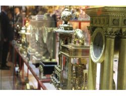 Yüksek Mimar 30 Senede Biriktirdiği Bin 400 Saatle Müze Açmayı Planlıyor