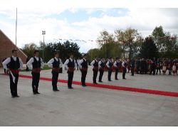 Aü'de Bahar Şenlikleri Başladı