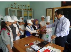 Olur'lu Öğrenciler 'Dengeli Beslenme'nin Bestesini Yaptı