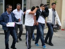 Bıçaklanarak Öldürülen Gencin Katil Zanlıları Yakalandı