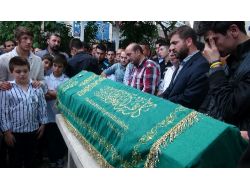 Fanatizm Kurbanı Genç Dualarla Uğurlandı