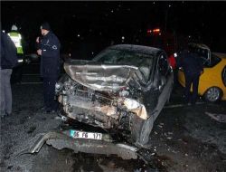 Kars'ta Trafik Kazası: 1 Ölü, 5 Yaralı